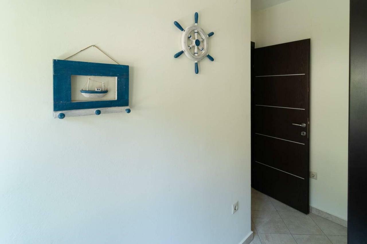 Seaview Flat Steps To The Beach Karavostasi  Екстер'єр фото